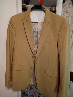 Cielo yellow gold suit jacket NWOT 40R